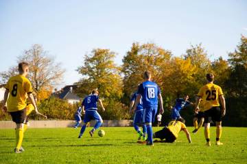 RIP！罗马尼亚80岁老帅因病去世：12天前率队无缘世界杯 气晕住院（配图示意）
